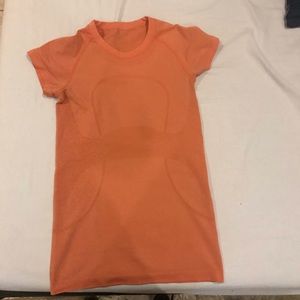 Lululemon Orange Swiftly Tshirt Size 4